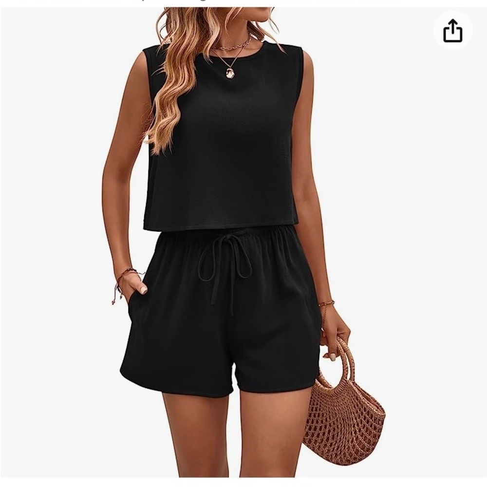 Kevmids shorts outfit brand new!